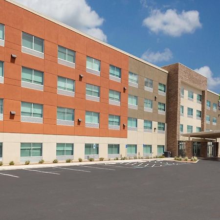 Holiday Inn Express & Suites - El Paso North, An Ihg Hotel Exterior photo