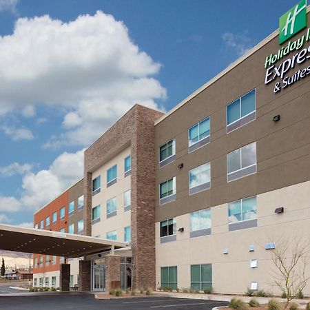 Holiday Inn Express & Suites - El Paso North, An Ihg Hotel Exterior photo